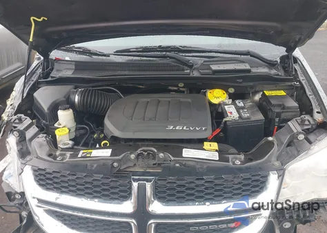 2016 Dodge Grand Caravan Sxt z USA, uszkodzony, nr VIN 2C4RDGCG8GR363966